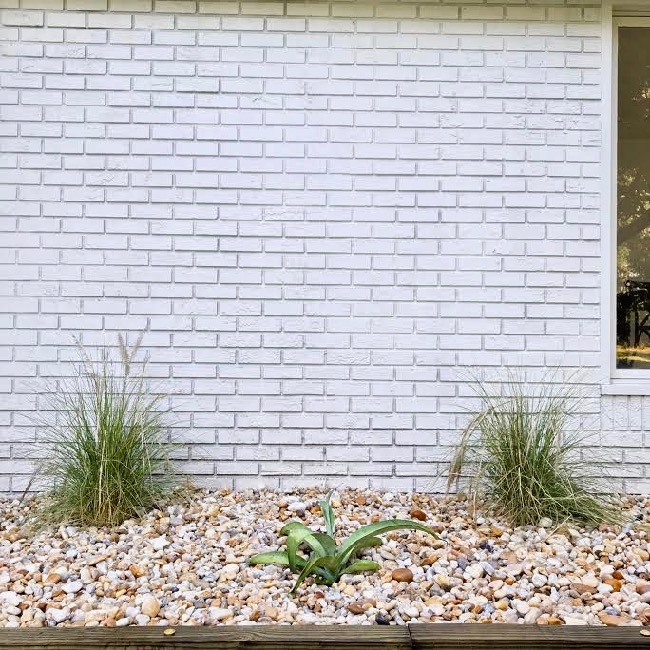 The Details About Our DIY Rock Landscaping