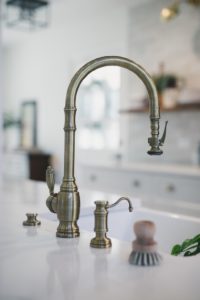 kitchen faucets
