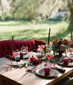 red and black tablescape inspiration