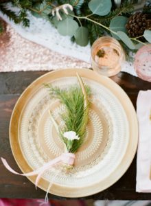 gold and pink holiday place setting