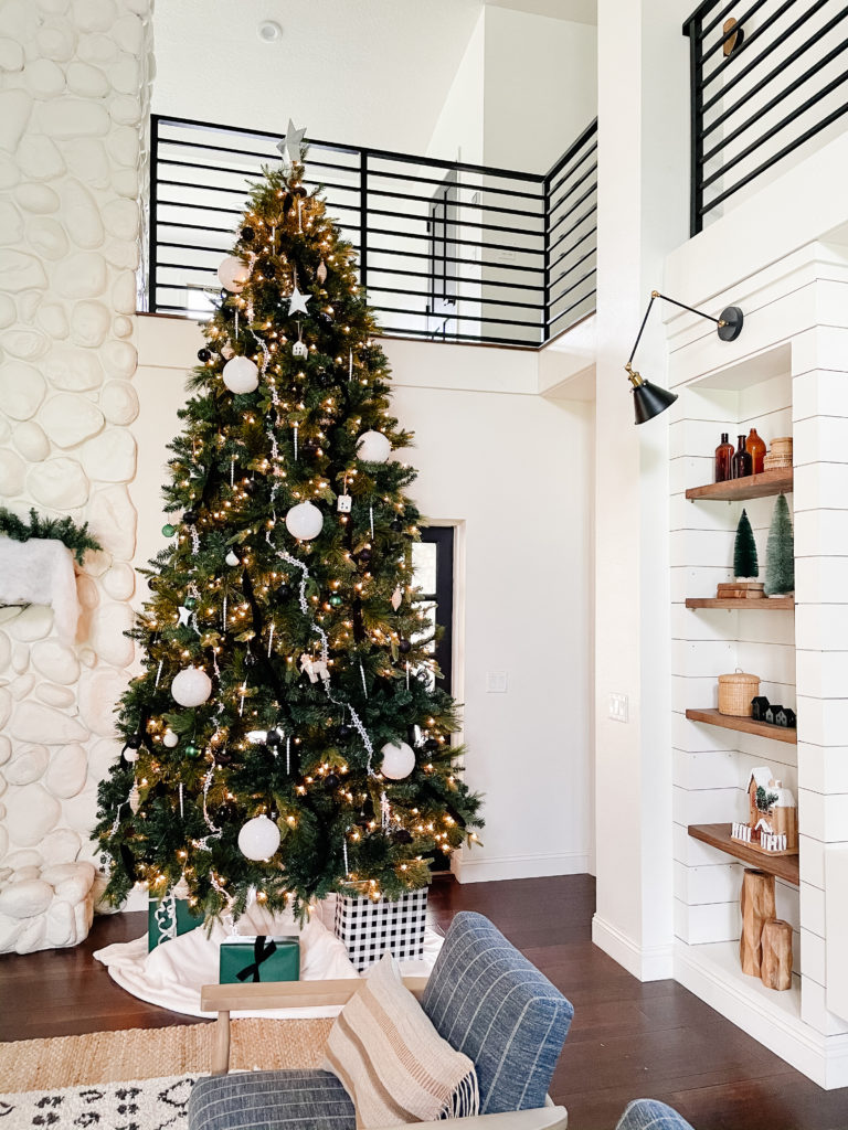 Black and Green Edgy Farmhouse Christmas Tree - Daly Digs